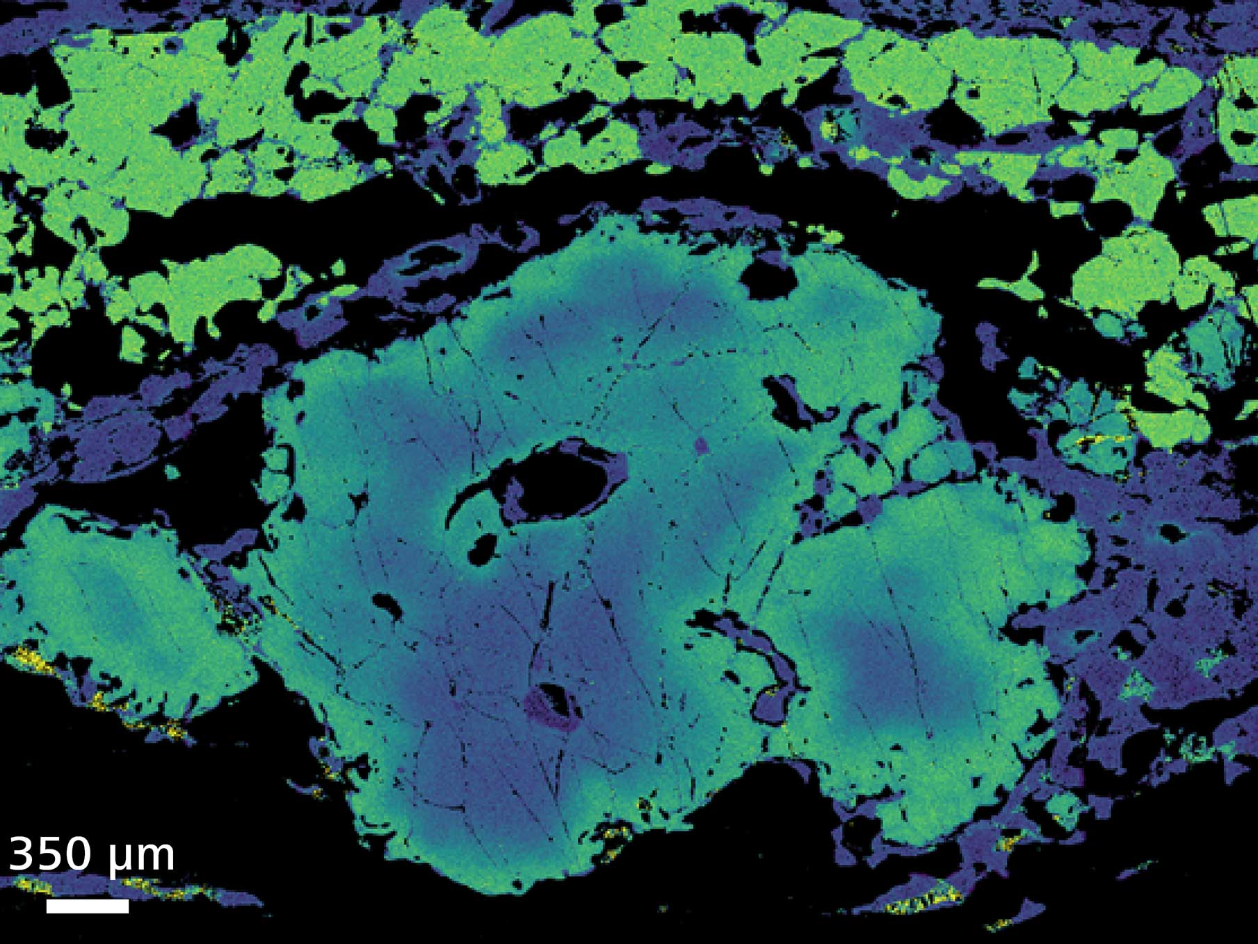 Quantitative EDS major element heatmap (Ca) of garnet-bearing gneiss highlighting geochemical zoning within key minerals.