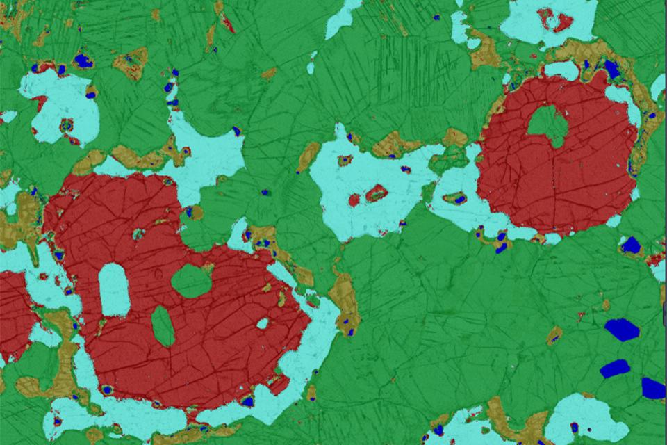 The combination of ZEISS Axioscan 7 and ZEISS AI-based segmentation creates the Petrography Analysis Toolbox, or PetPAT
