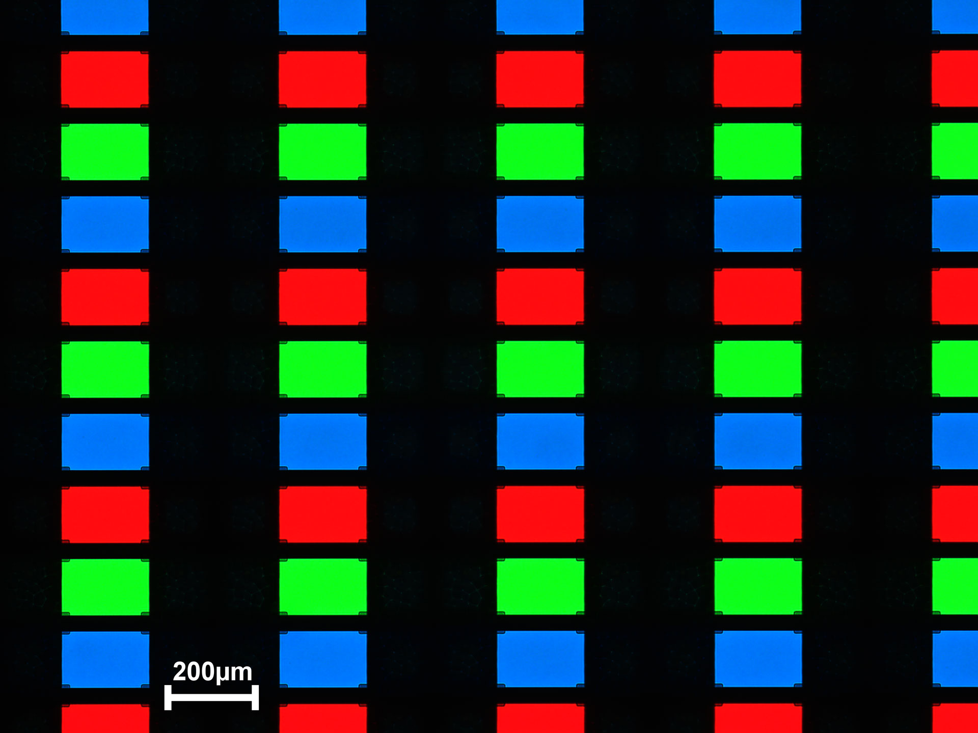 TFT显示屏，明场，透射光，红色、绿色和蓝色子像素 