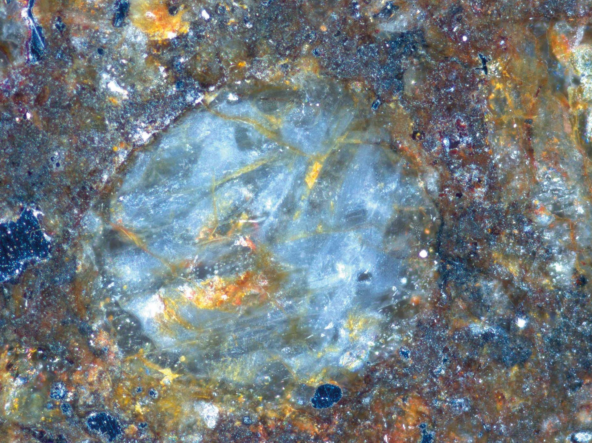 Bar olivine chondrule - Reflected-light – Darkfield. EC Epiplan-NEOFLUAR 10x/0.25 Pol​ 