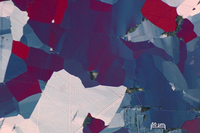 Niccolite, reflected light, polarization contrast with lambda plate​