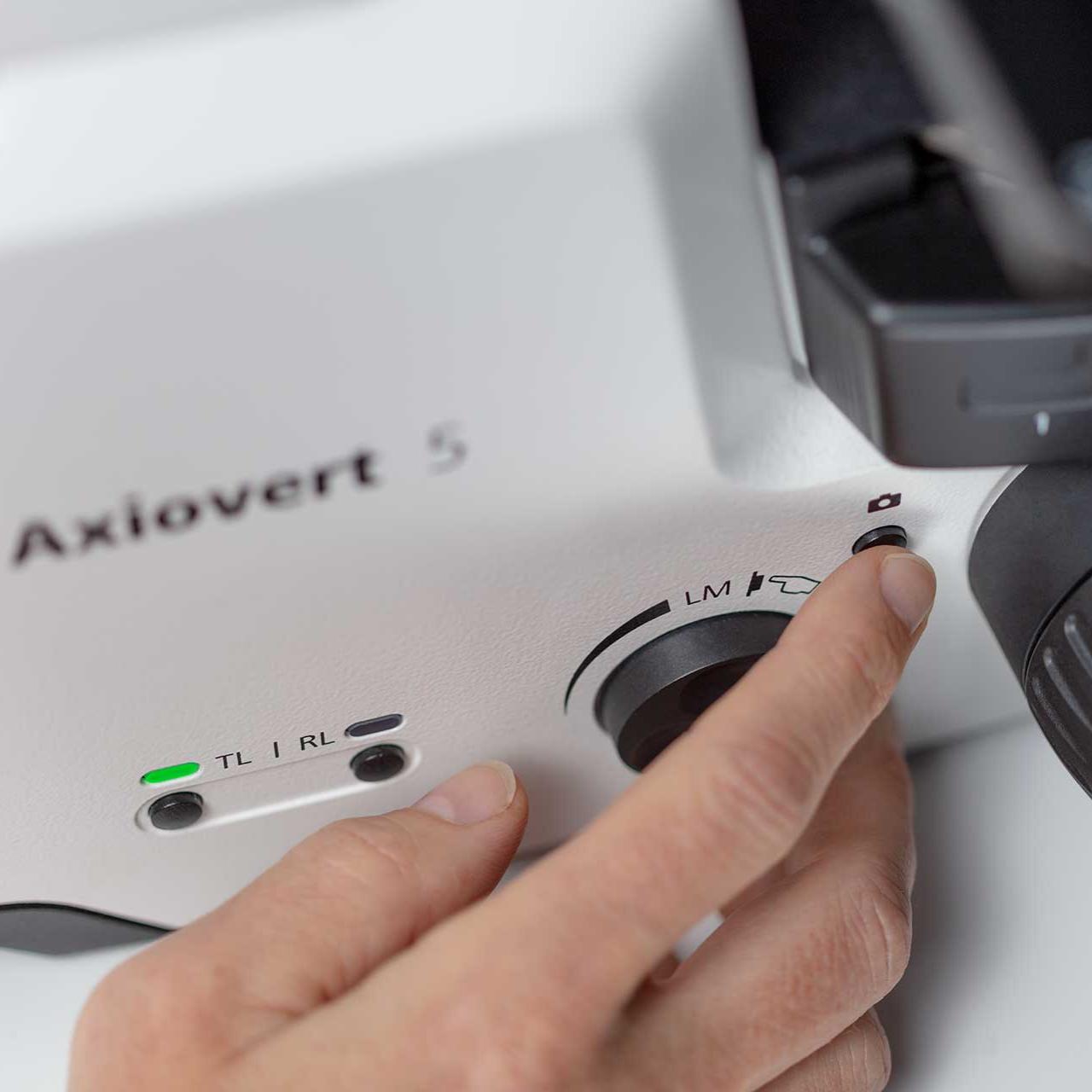 ZEISS Axiovert 5 - 細胞培養と研究用の顕微鏡 ZEISS Axiovert 5 - 細胞培養と研究用の顕微鏡