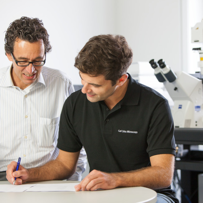 Get in contact with our microscopy application experts to discuss your ideas