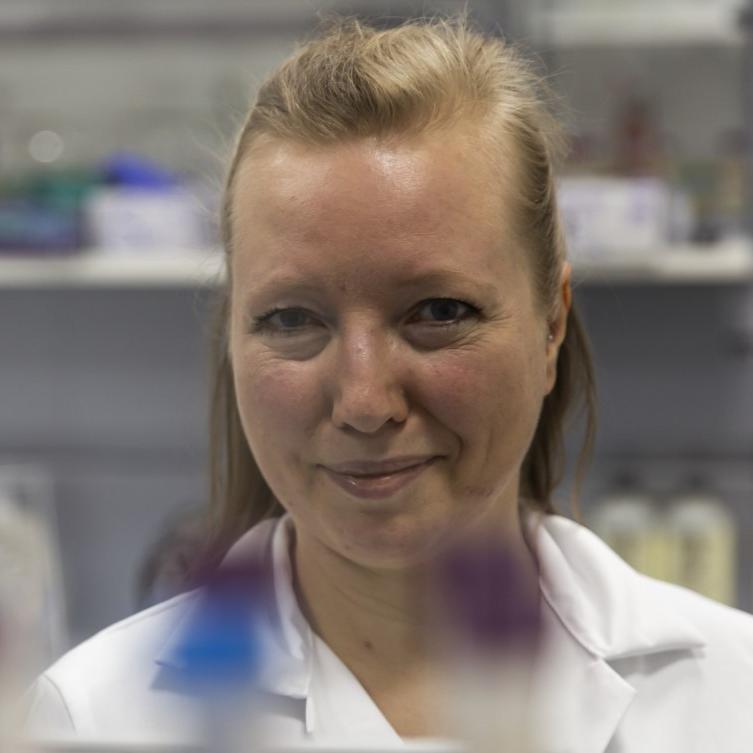 Lab-technician Katja Krannich, ZEISS Microscopy
