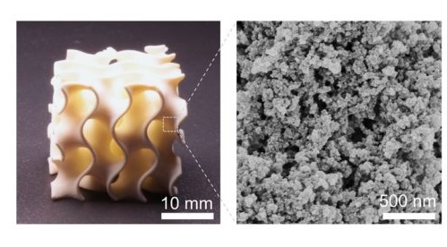 3D printing of a polymer object with complex macroscopic 3D geometry and defined nanoporous structure analyzed using scanning electron microscopy.