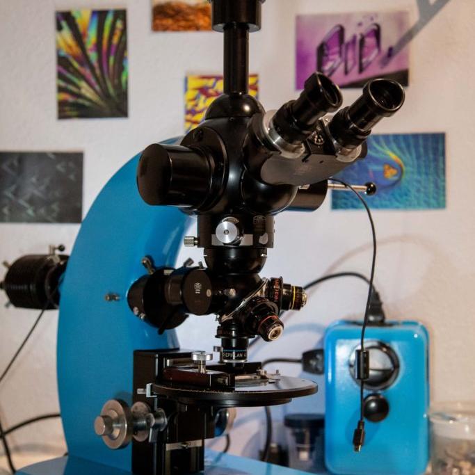 Nathan Renfro’s vintage ZEISS Universal microscope