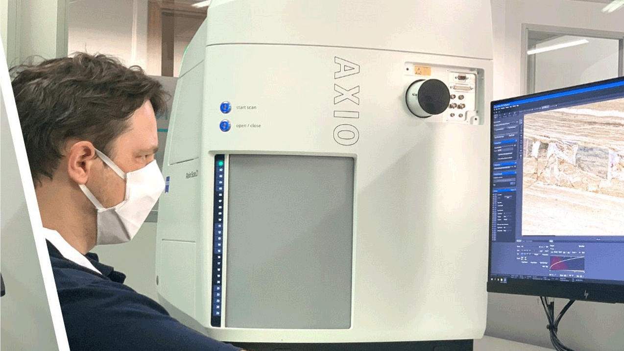 Banner image of students at teachers at Wake Forest University using classroom microscopes