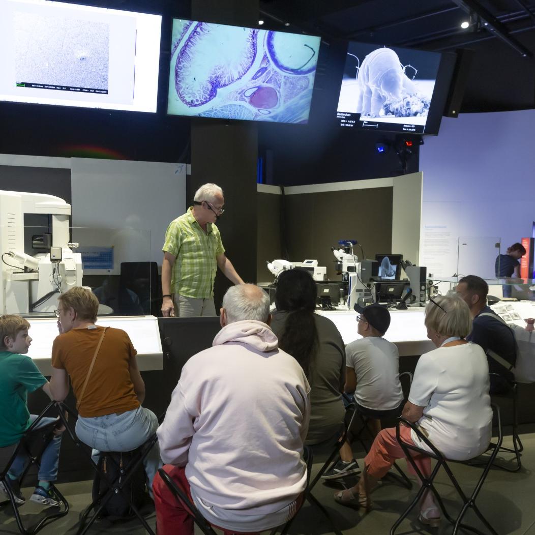 Deutsches Museum - Microscopic Theater