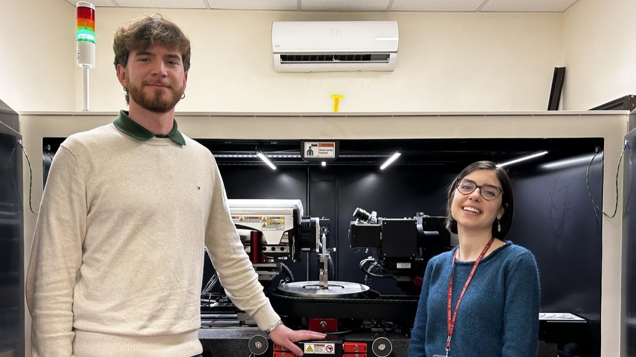 Dr. Flavio Cognigni (left) and Dr. Alessia Sanna, technologist from the CNIS lab (right).