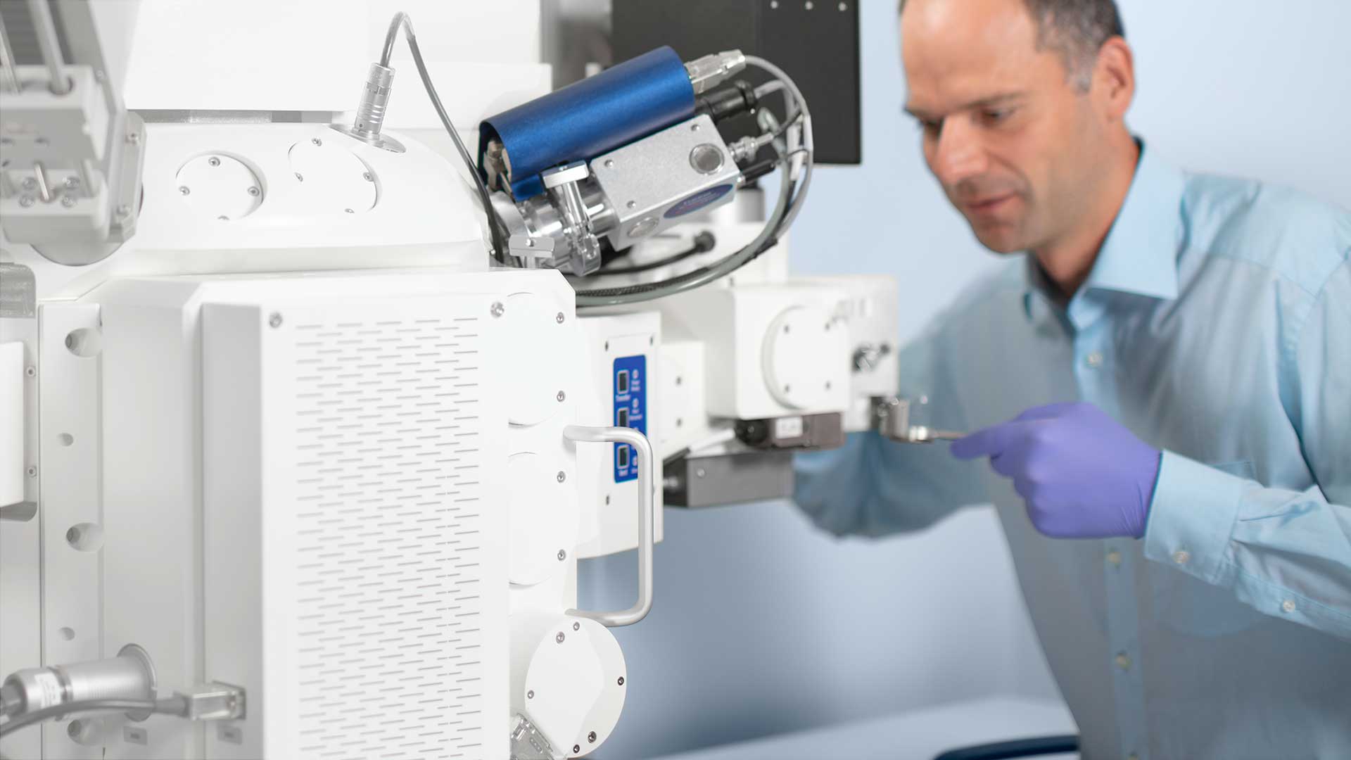 Correlative Microscopy