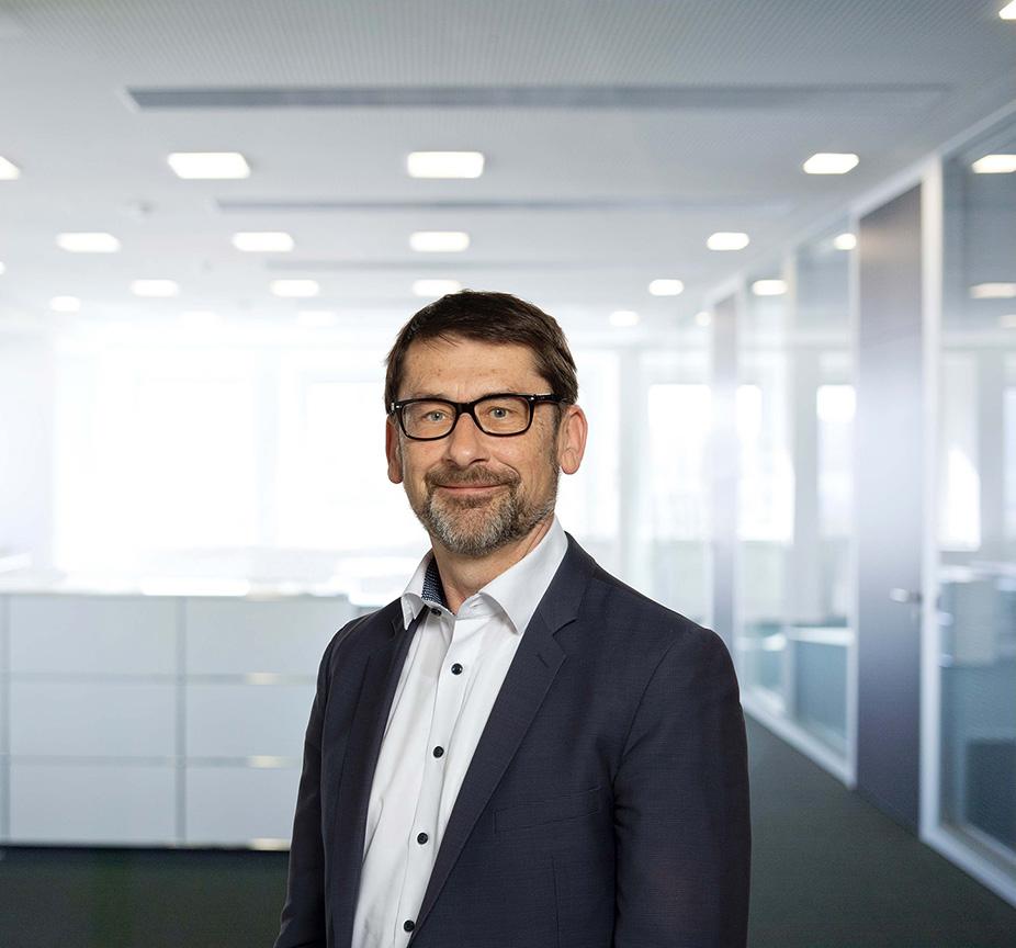 Portrait of Dr. Jens Werner as Head of Human Resource at ZEISS SMT in Oberkochen, Germany 