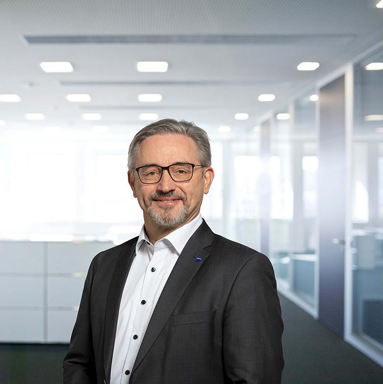 Thomas Stammler as Chief Technology Officer of the ZEISS SMT