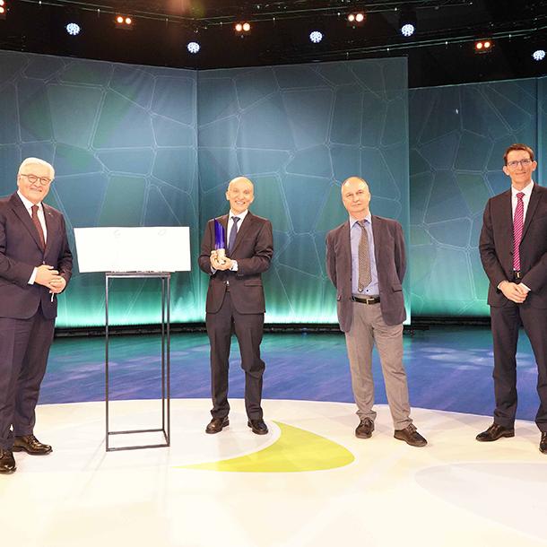 Award Ceremony of the Deutscher Zukunftspreis 2020 with Frank-Walter Steinmeier and the winner team of ZEISS SMT and partners