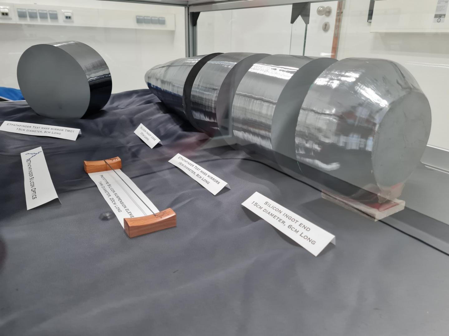 Zeiss Wave Making gravitational waves visible with optical modules from ZEISS SMT