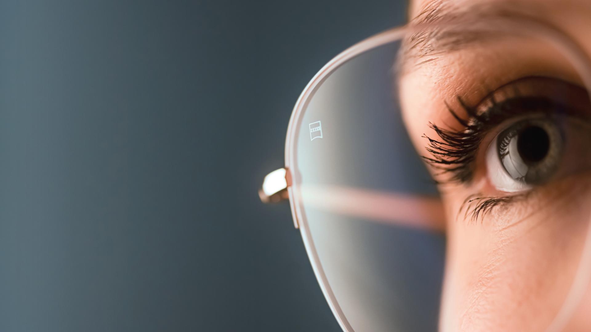 Female with glasses, ZEISS glasses, optical glass