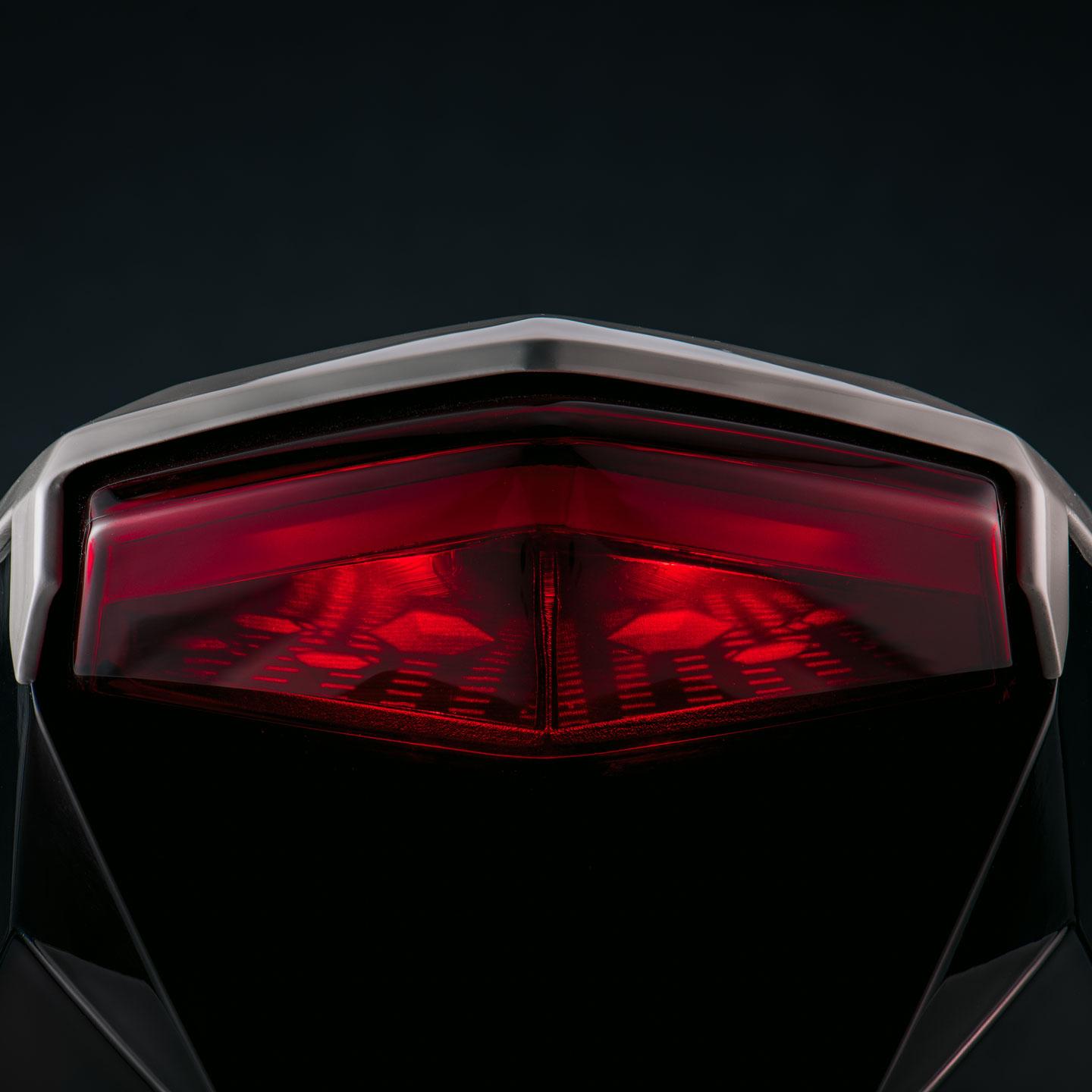 Communicating and customizing using light