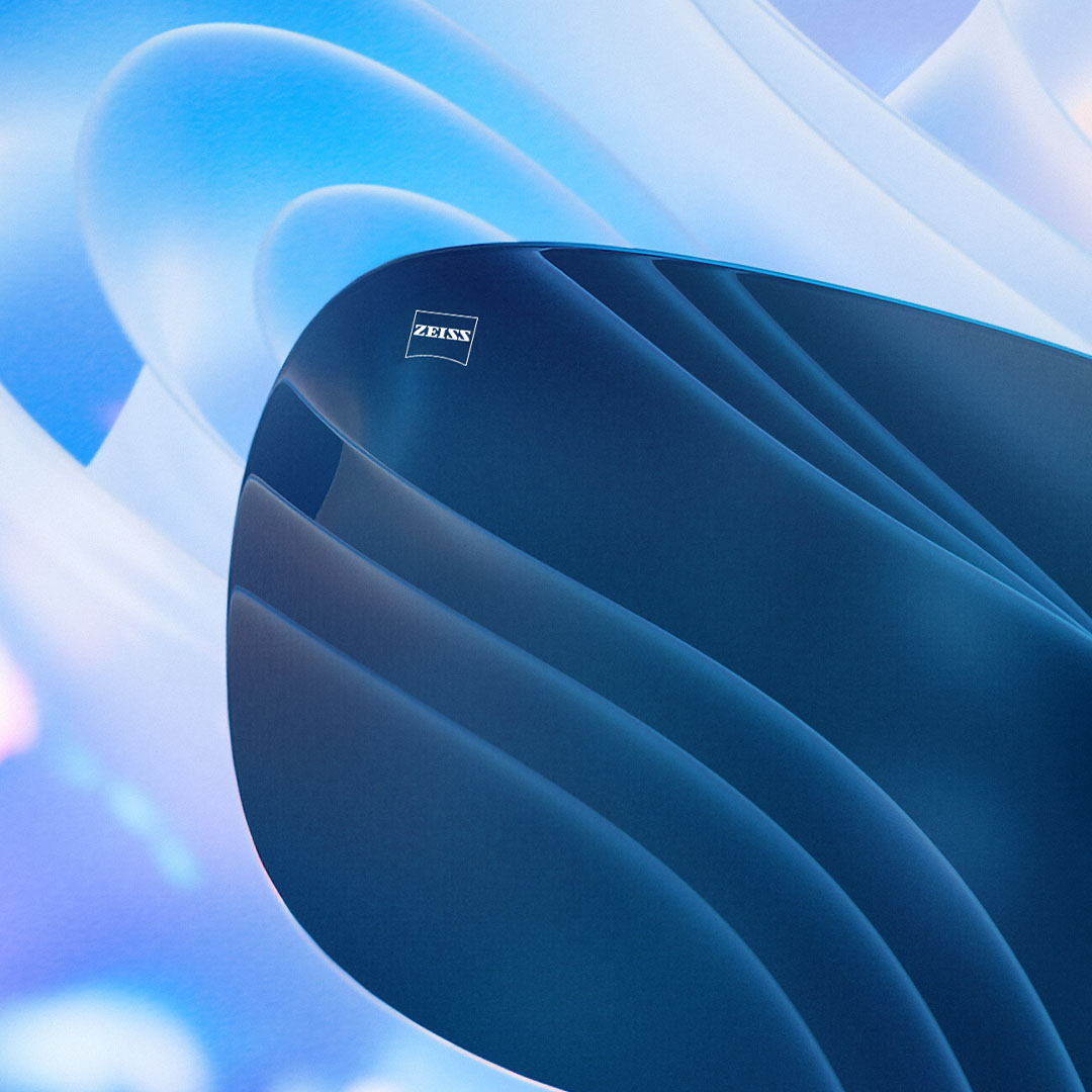 3D CGI illustration of a tinted lens effectively eliminating the glare of the background.