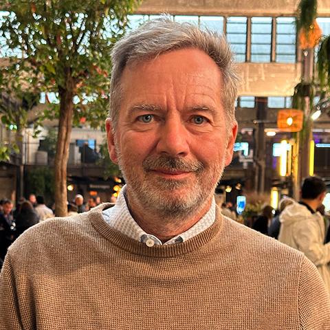 Prof Graig Woods