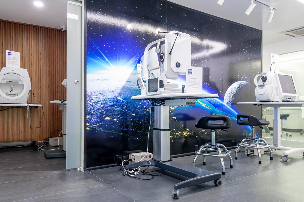 devices in the ZEISS VISION CLINIC