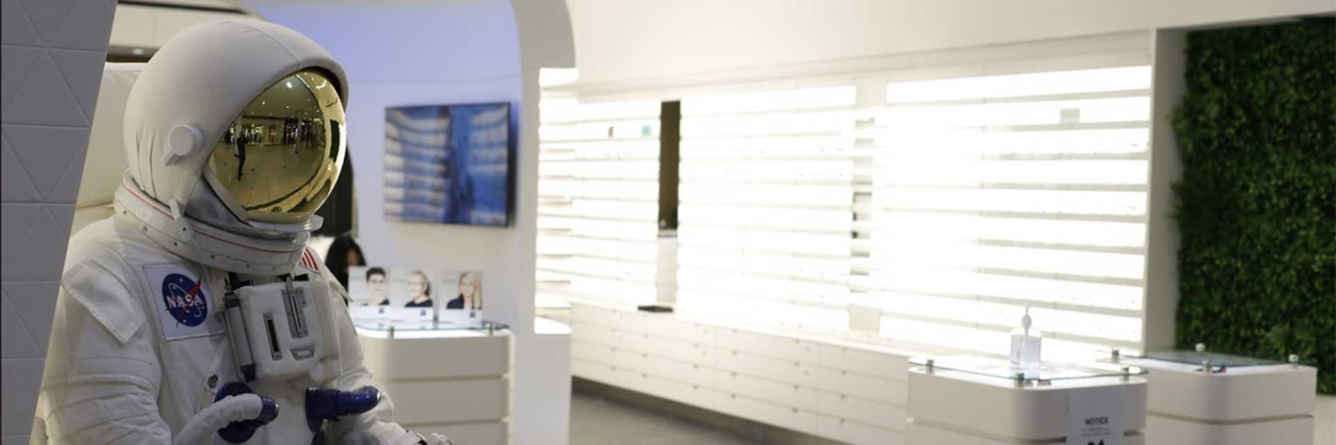 ZEISS VISION CENTRE - Toronto by Luxe Inc.