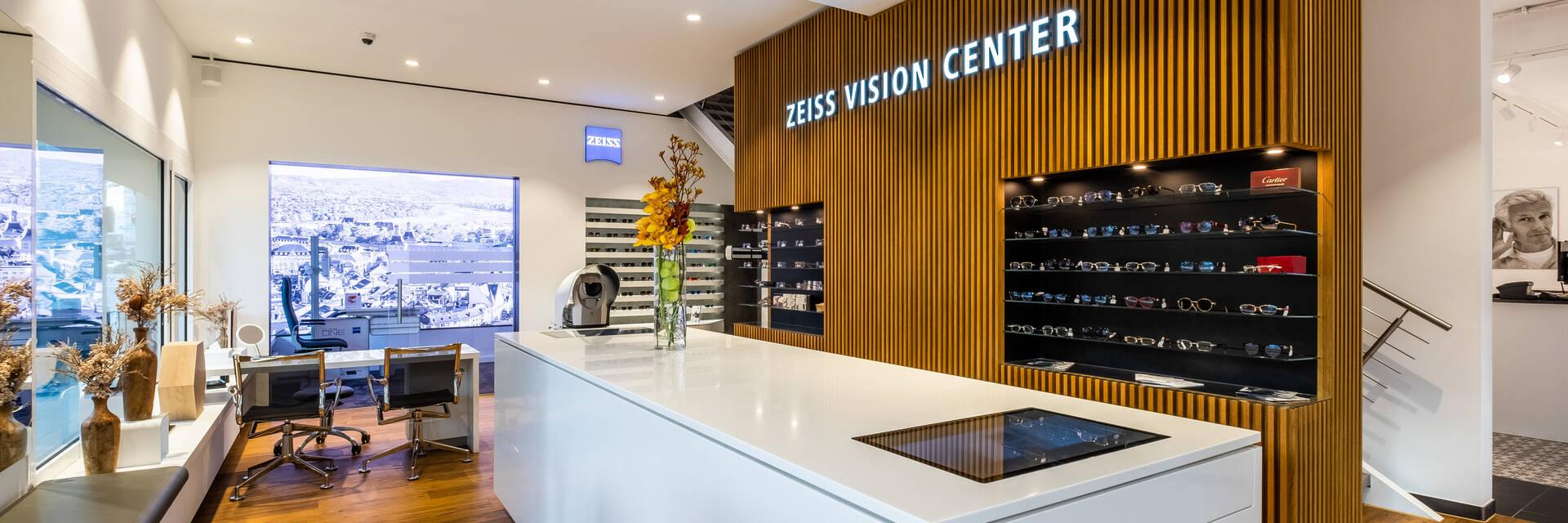 Innenansicht des Zeiss Vision Center Bonn