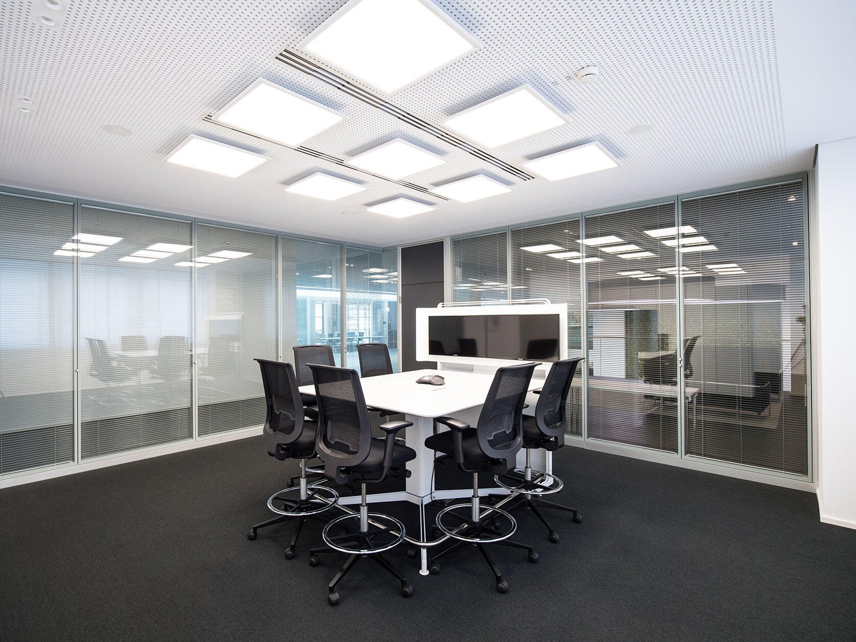 ZEISS Forum, Stratus