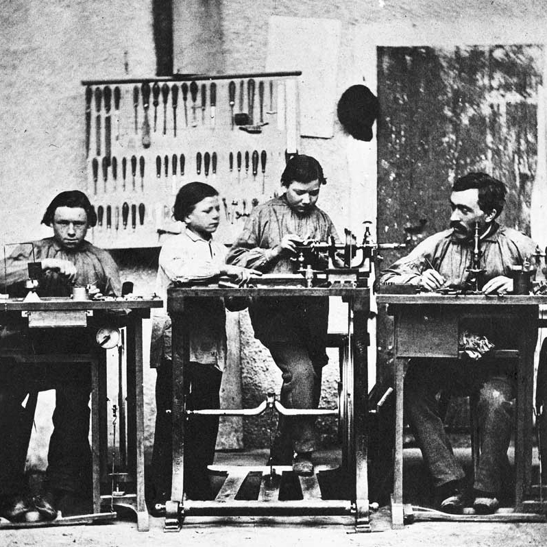 Foreman August Löber with mechanics and apprentices in 1864