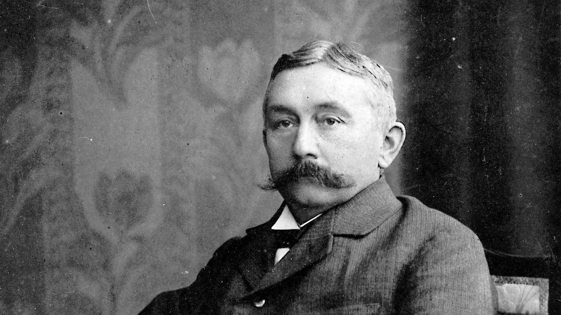 Chemist Dr. Otto Schott (1851–1935) developed new kinds of glass that resulted in the creation of enhanced optical instruments. In 1884 he established Jenaer Glaswerk Schott & Genossen together with Zeiss and Abbe.