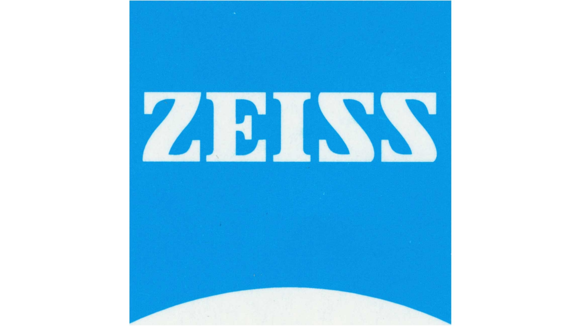 The light blue ZEISS Logo.