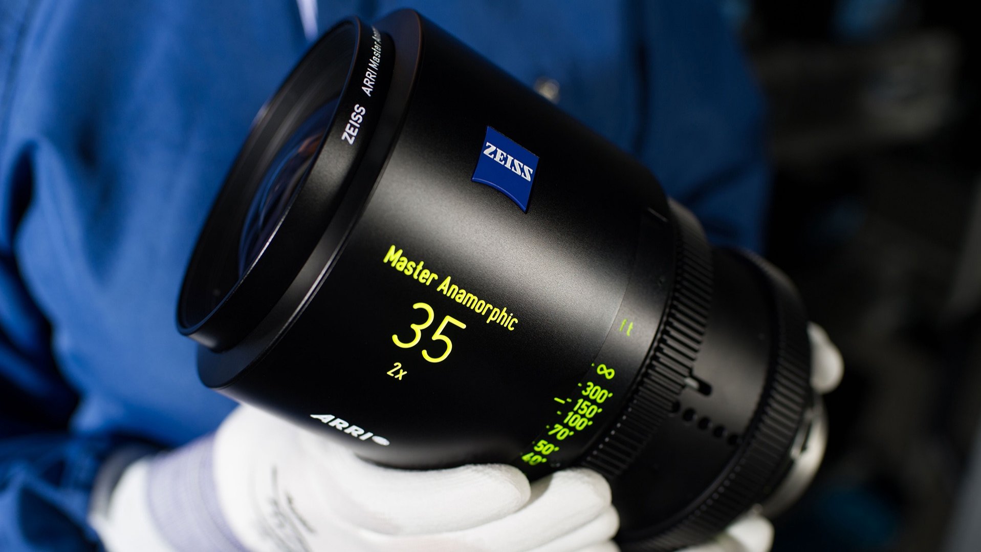 ARRI/ZEISS Master Anamorphic 35 lens