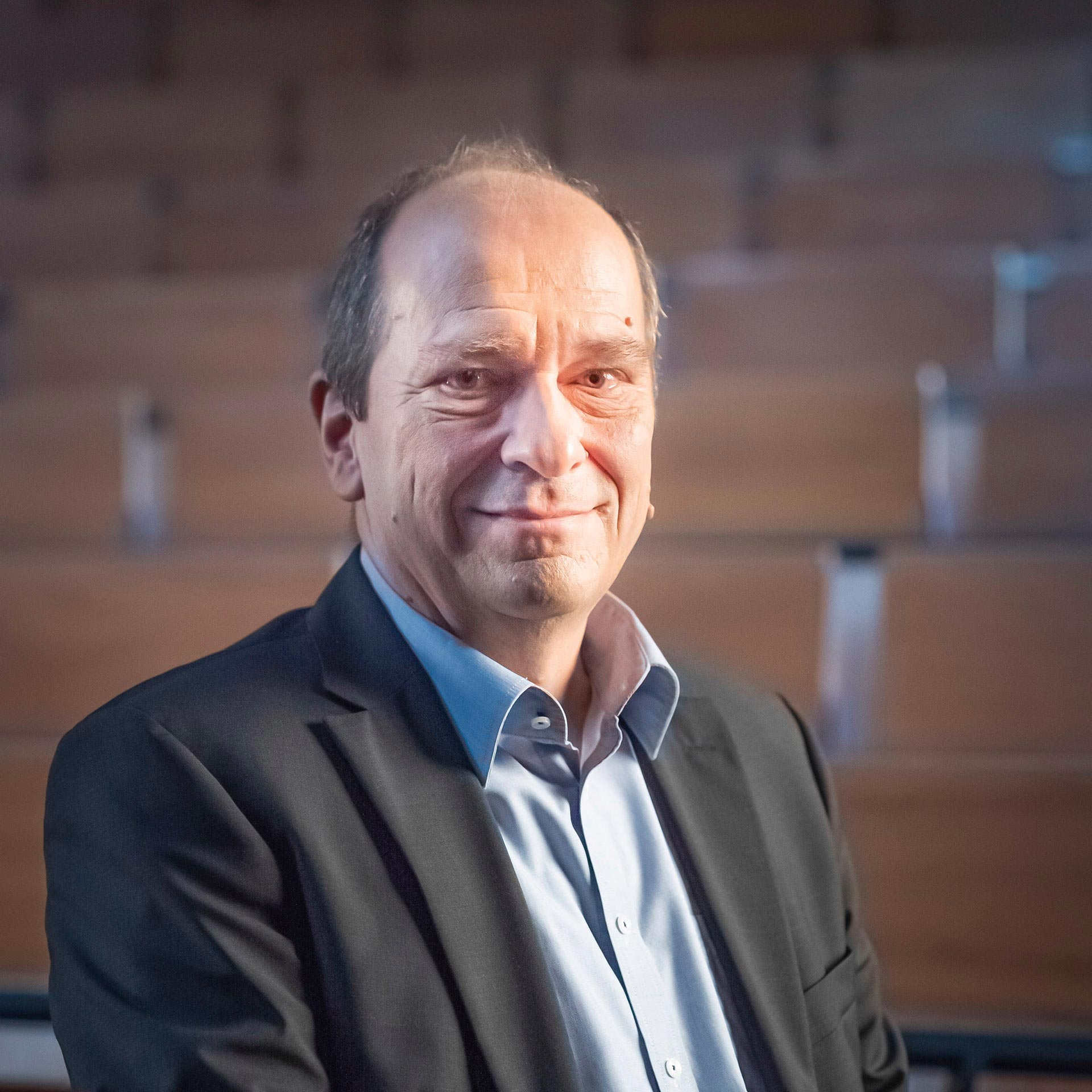 Interview with Prof. Joachim Mayer, Materials Scientist at RWTH Aachen University.