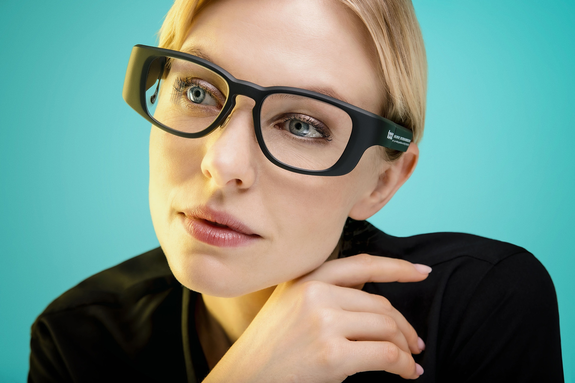 The tooz DevKit, a pair of smart glasses for developers, is launched in Germany (© tooz technologies).
